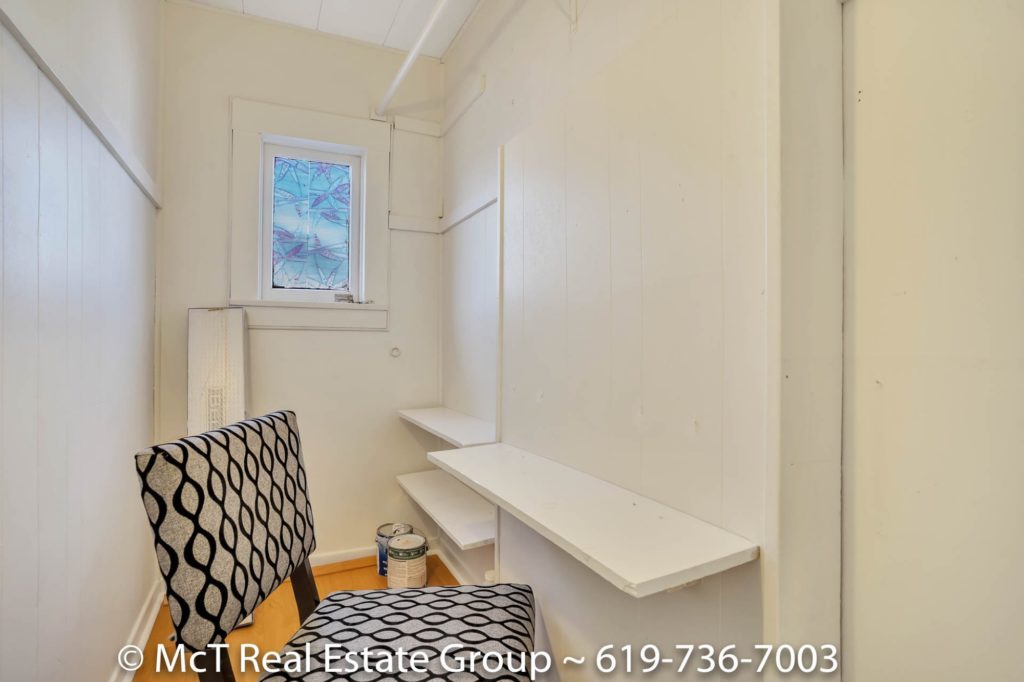 2528 Lincoln Ave-North Park-McT Real Estate Group (16)_thumb