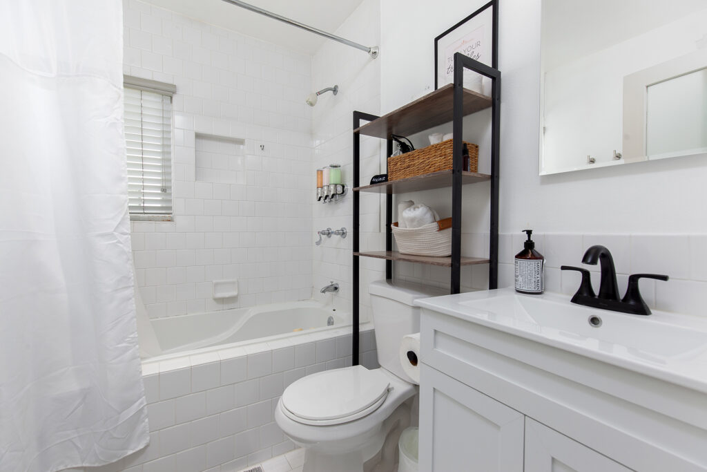2115 Mission Avenue- University Heights-San Diego (26)