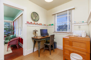 3311 29th St - Office Area and Breakfast Nook