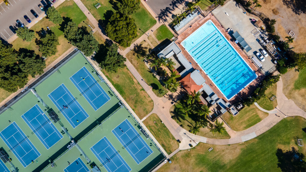 North Park tennis and swimming pool in Morely Field